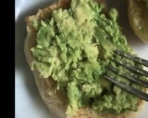 牛油果吐司 快手早餐avocado toast的做法步骤 第9步